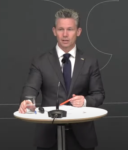 Pål Jonsons Kroppslängd – Insyn i Försvarsministerns Fysiska Profil