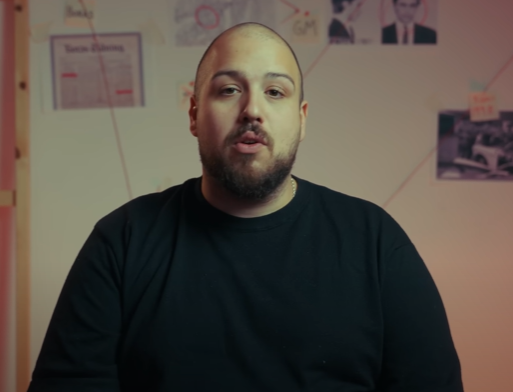 Anis Don Demina avslöjar exakt hur lång han är